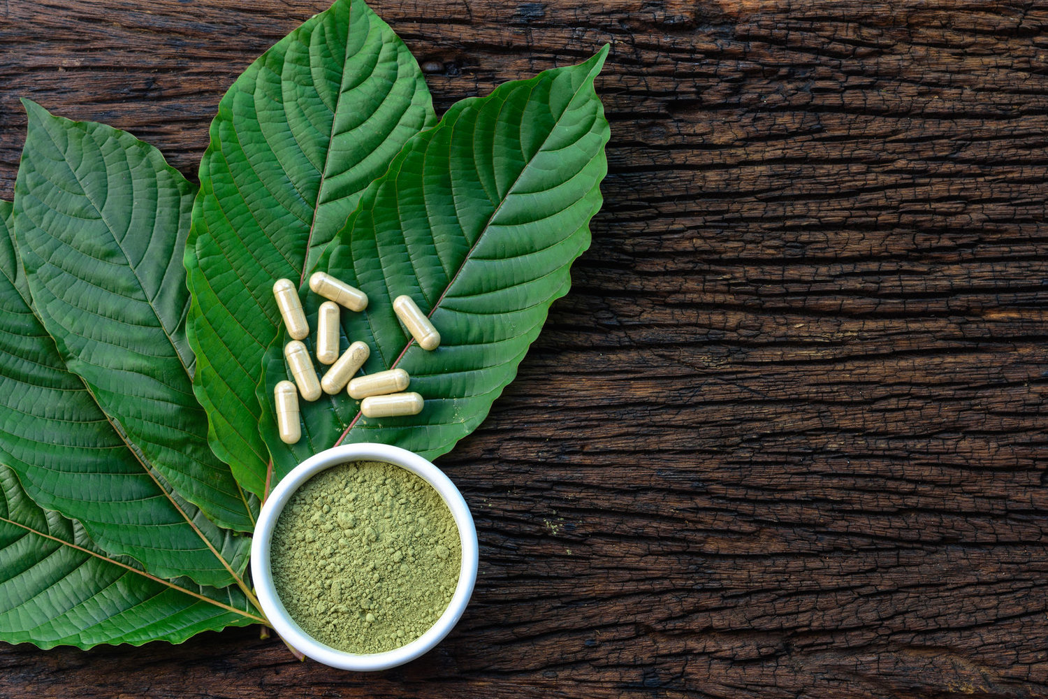 Kratom Strains and Their Effects on Skin Health and Appearance